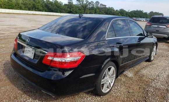 Acheter Neuf Voiture Mercedes-Benz E–Class Noir à Badagry, État de Lagos Acheter Neuf Voiture Mercedes-Benz E–Class Noir à Badagry, État de Lagos