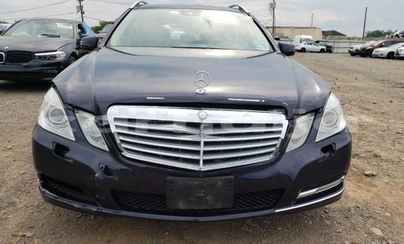 Acheter Neuf Voiture Mercedes-Benz E-Classe Noir à Badagry, État de Lagos Acheter Neuf Voiture Mercedes-Benz E-Classe Noir à Badagry, État de Lagos
