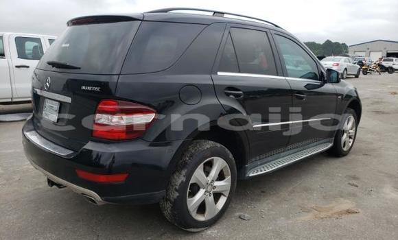 Acheter Neuf Voiture Mercedes-Benz ML–Class Noir à Badagry, État de Lagos Acheter Neuf Voiture Mercedes-Benz ML–Class Noir à Badagry, État de Lagos