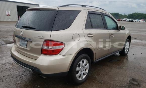 Buy New Mercedes-Benz ML–Class Brown Car in Badagry in Lagos State Buy New Mercedes-Benz ML–Class Brown Car in Badagry in Lagos State