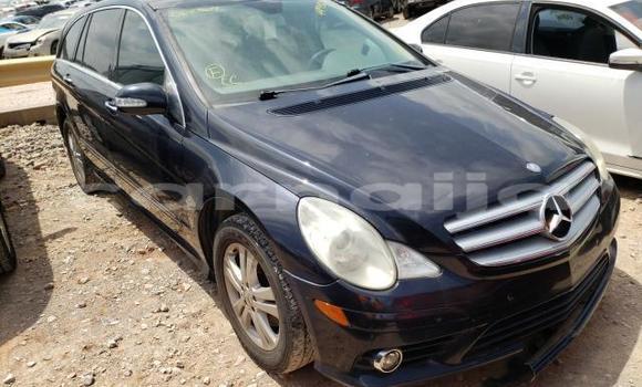 Buy New Mercedes-Benz R–Class Black Car in Badagry in Lagos State Buy New Mercedes-Benz R–Class Black Car in Badagry in Lagos State