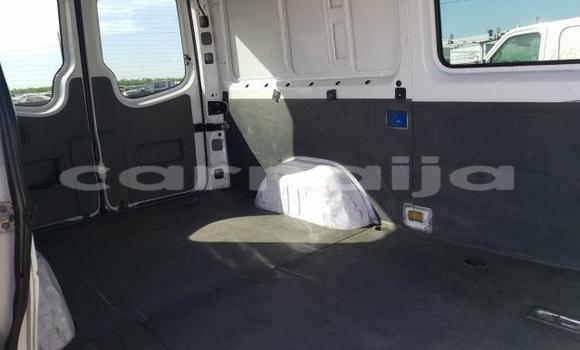 Buy New Mercedes-Benz Esprit White Car in Badagry in Lagos State Buy New Mercedes-Benz Esprit White Car in Badagry in Lagos State