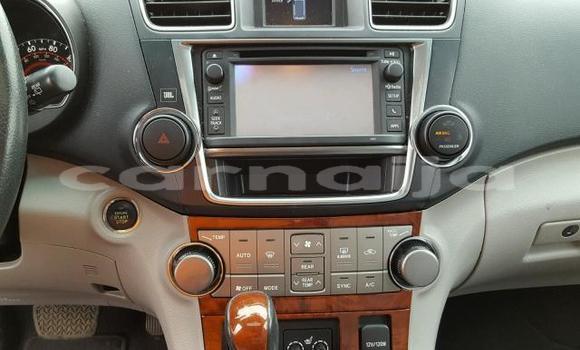 Buy New Toyota Highlander White Car in Badagry in Lagos State Buy New Toyota Highlander White Car in Badagry in Lagos State