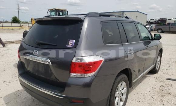 Buy New Toyota Highlander Black Car in Badagry in Lagos State Buy New Toyota Highlander Black Car in Badagry in Lagos State
