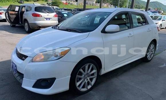 Acheter Occasion Voiture Toyota Matrix Blanc à Abuja, État de Lagos
