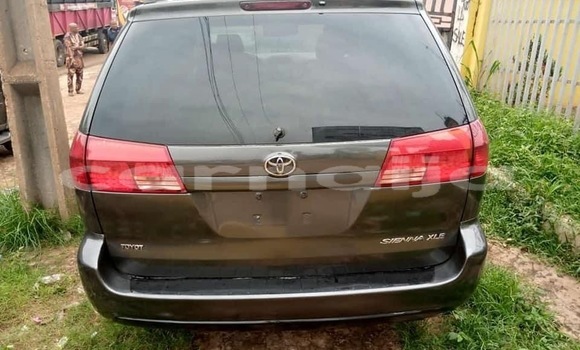 Acheter Occasion Voiture Toyota Sienna Beige à Bénin, Edo Acheter Occasion Voiture Toyota Sienna Beige à Bénin, Edo