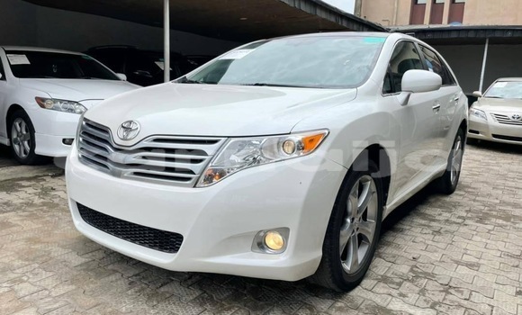 Buy Used Toyota Venza White Car in Badagry in Lagos State