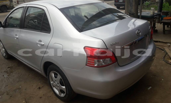 Acheter Occasion Voiture Toyota Yaris Gris à Benin City, Edo Acheter Occasion Voiture Toyota Yaris Gris à Benin City, Edo