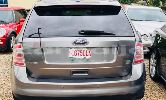 Acheter Occasion Voiture Ford Edge Beige à Ipokia, État d'Ogun Acheter Occasion Voiture Ford Edge Beige à Ipokia, État d'Ogun