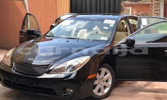 Buy Used Lexus ES Black Car in Zaria in Kaduna State