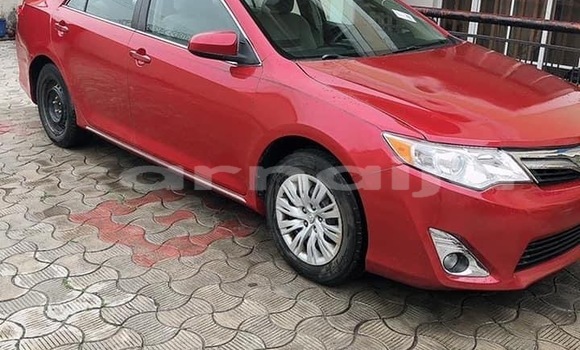 Acheter Occasion Voiture Toyota Camry Rouge à Gwagwalada, Territoire de la capitale fédérale Acheter Occasion Voiture Toyota Camry Rouge à Gwagwalada, Territoire de la capitale fédérale