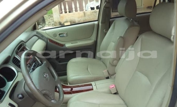 Acheter Occasion Voiture Toyota Highlander Beige à Daura, Katsina Acheter Occasion Voiture Toyota Highlander Beige à Daura, Katsina