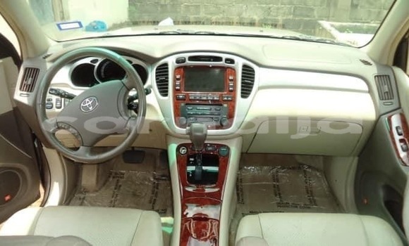 Acheter Occasion Voiture Toyota Highlander Beige à Daura, Katsina Acheter Occasion Voiture Toyota Highlander Beige à Daura, Katsina