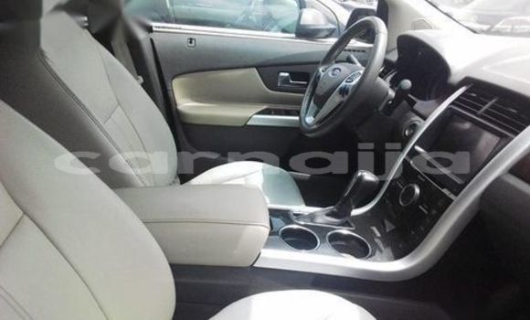 Acheter Occasion Voiture Ford Explorer Beige à Lagos, État de Lagos Acheter Occasion Voiture Ford Explorer Beige à Lagos, État de Lagos