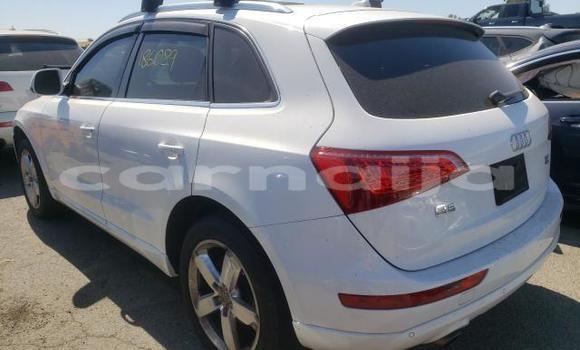 Acheter Occasion Voiture Audi Q5 Blanc à Lagos, État de Lagos Acheter Occasion Voiture Audi Q5 Blanc à Lagos, État de Lagos