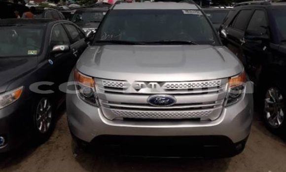 Acheter Import Voiture Ford Explorer Gris à Lagos, État de Lagos Acheter Import Voiture Ford Explorer Gris à Lagos, État de Lagos