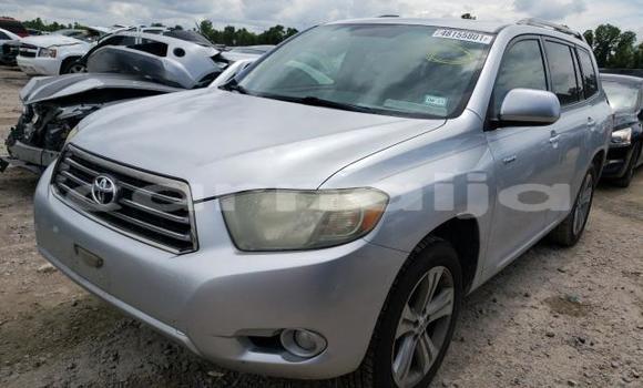 Buy New Toyota Highlander Other Car in Lagos in Lagos State Buy New Toyota Highlander Other Car in Lagos in Lagos State