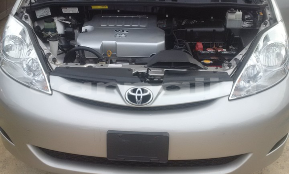 Acheter Import Voiture Toyota Sienna Gris à Badagry, État de Lagos Acheter Import Voiture Toyota Sienna Gris à Badagry, État de Lagos