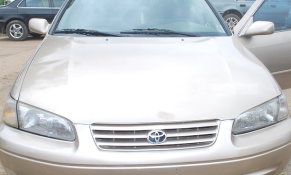 Acheter Import Voiture Toyota Camry Gris à Benin City, Edo Acheter Import Voiture Toyota Camry Gris à Benin City, Edo