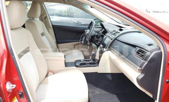 Acheter Neuf Voiture Toyota Camry Rouge à Badagry, État de Lagos Acheter Neuf Voiture Toyota Camry Rouge à Badagry, État de Lagos