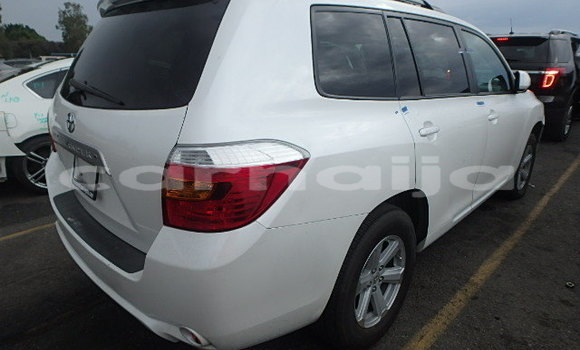 Acheter Import Voiture Toyota Highlander Blanc à Lagos, État de Lagos