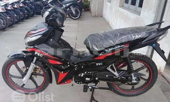 Acheter Occasion Moto Hyosung KR Noir à Ado–Ekiti, État d'Ekiti Acheter Occasion Moto Hyosung KR Noir à Ado–Ekiti, État d'Ekiti