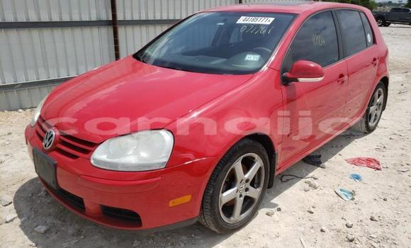 Acheter Neuf Voiture Volkswagen Fox Rouge à Badagry, État de Lagos Acheter Neuf Voiture Volkswagen Fox Rouge à Badagry, État de Lagos