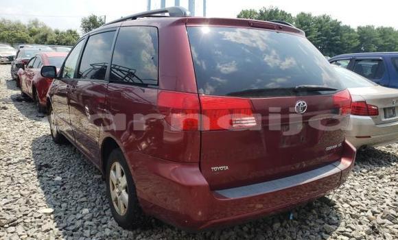 Acheter Neuf Voiture Toyota Sienna Rouge à Lagos, État de Lagos Acheter Neuf Voiture Toyota Sienna Rouge à Lagos, État de Lagos