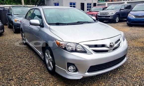 Acheter Import Voiture Toyota Corolla Gris à Ipokia, État d'Ogun Acheter Import Voiture Toyota Corolla Gris à Ipokia, État d'Ogun