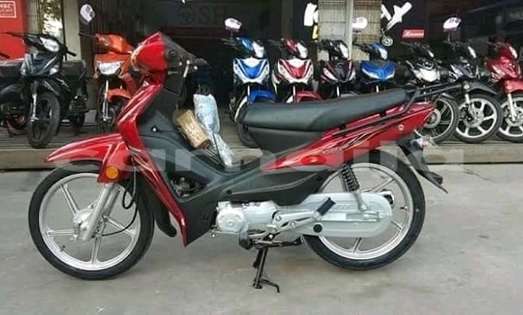 Acheter Import Moto Honda Big Red Rouge à Lagos, État de Lagos Acheter Import Moto Honda Big Red Rouge à Lagos, État de Lagos