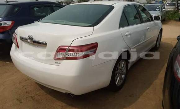 Buy Import Toyota Camry White Car in Lagos in Lagos State