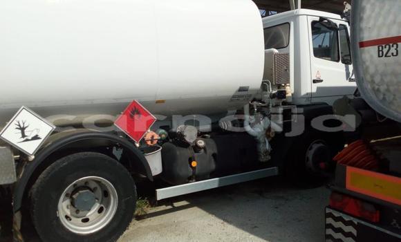 Buy Used Mercedes‒Benz 1520 White Truck in Lagos in Lagos State Buy Used Mercedes‒Benz 1520 White Truck in Lagos in Lagos State