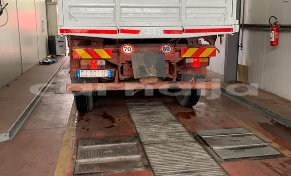 Buy Used Iveco Cargo White Truck in Lagos in Lagos State Buy Used Iveco Cargo White Truck in Lagos in Lagos State