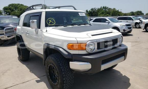 Buy New Toyota FJ Cruiser White Car in Badagry in Lagos State