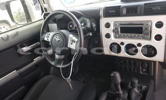 Acheter Neuf Voiture Toyota FJ Cruiser Blanc à Badagry, État de Lagos Acheter Neuf Voiture Toyota FJ Cruiser Blanc à Badagry, État de Lagos