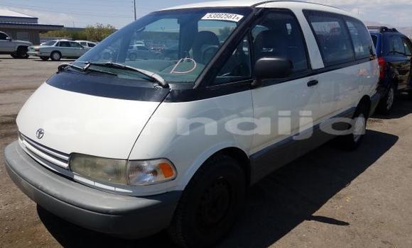Buy New Toyota Previa White Car in Badagry in Lagos State Buy New Toyota Previa White Car in Badagry in Lagos State