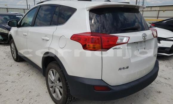Buy New Toyota RAV4 White Car in Badagry in Lagos State Buy New Toyota RAV4 White Car in Badagry in Lagos State