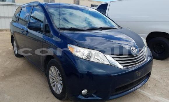 Buy New Toyota Sienna Blue Car in Badagry in Lagos State