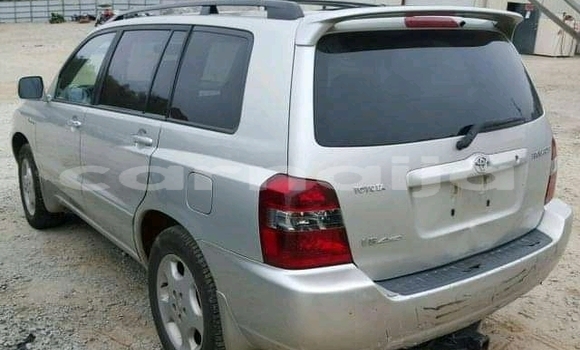 Buy Used Toyota Highlander Silver Car in Abeokuta in Ogun State Buy Used Toyota Highlander Silver Car in Abeokuta in Ogun State