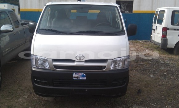 Buy Used Toyota Hiace White Car in Calabar in Cross River State