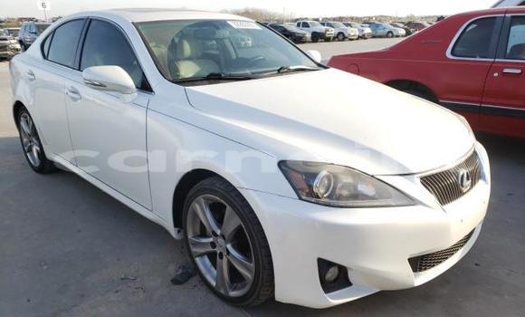 Buy Used Lexus IS White Car in Enugu in Enugu State Buy Used Lexus IS White Car in Enugu in Enugu State