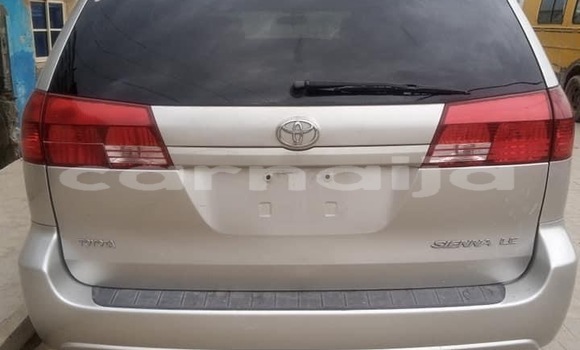 Acheter Occasion Voiture Toyota Sienna Gris à Abuja, État de Lagos Acheter Occasion Voiture Toyota Sienna Gris à Abuja, État de Lagos