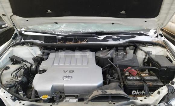 Buy Used Toyota Venza White Car in Abuja in Lagos State Buy Used Toyota Venza White Car in Abuja in Lagos State