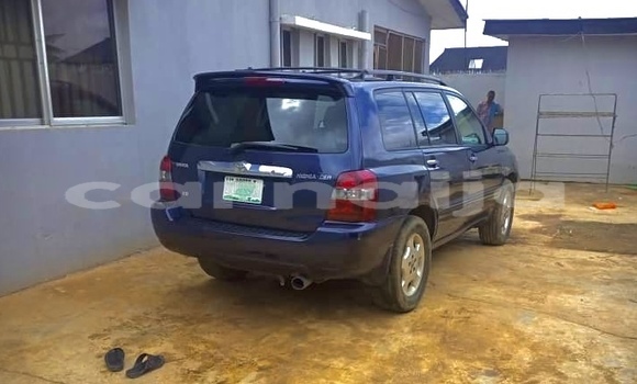 Acheter Occasion Voiture Toyota Highlander Bleu à Ikotun, État de Lagos