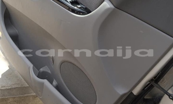 Acheter Occasion Voiture Toyota Sienna Gris à Yenagoa, État de Bayelsa Acheter Occasion Voiture Toyota Sienna Gris à Yenagoa, État de Bayelsa