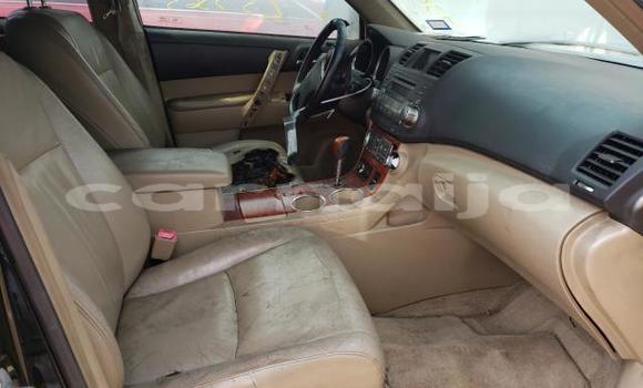 Buy Import Toyota Highlander Black Car in Daura in Katsina Buy Import Toyota Highlander Black Car in Daura in Katsina