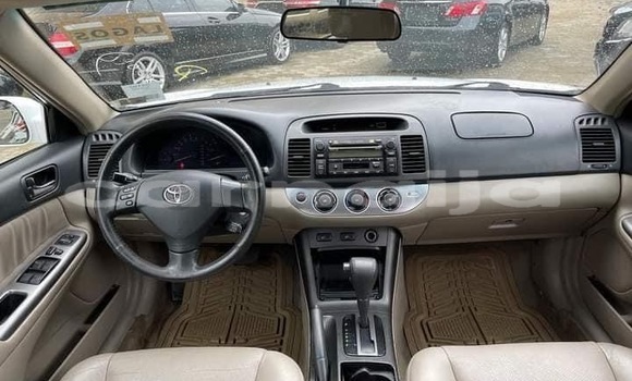 Acheter Occasion Voiture Toyota Camry Blanc à Yenagoa, État de Bayelsa Acheter Occasion Voiture Toyota Camry Blanc à Yenagoa, État de Bayelsa