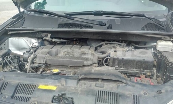 Buy Used Toyota Highlander Silver Car in Lagos in Lagos State Buy Used Toyota Highlander Silver Car in Lagos in Lagos State