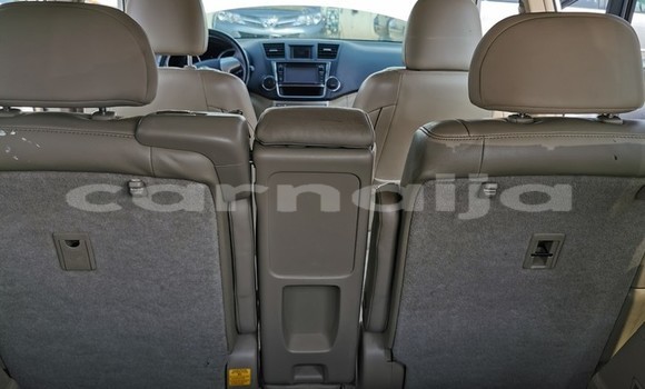 Buy Used Toyota Highlander White Car in Lagos in Lagos State Buy Used Toyota Highlander White Car in Lagos in Lagos State