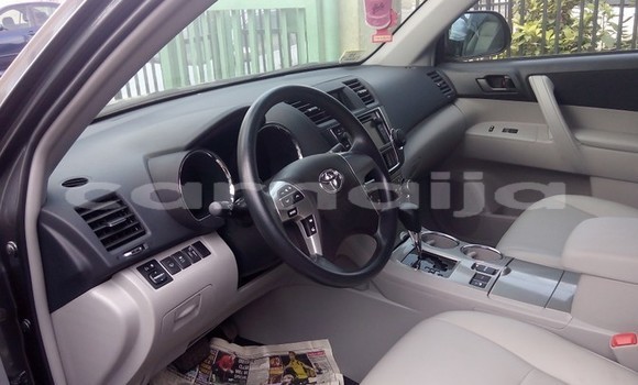 Acheter Occasion Voiture Toyota Highlander Gris à Lagos, État de Lagos Acheter Occasion Voiture Toyota Highlander Gris à Lagos, État de Lagos
